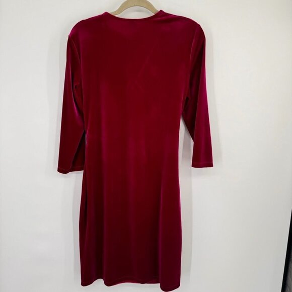 Anne Klein  Classic Wrap Stretch Velvet Dress Rhinestone Chain Buckle raspberry - Picture 12 of 16